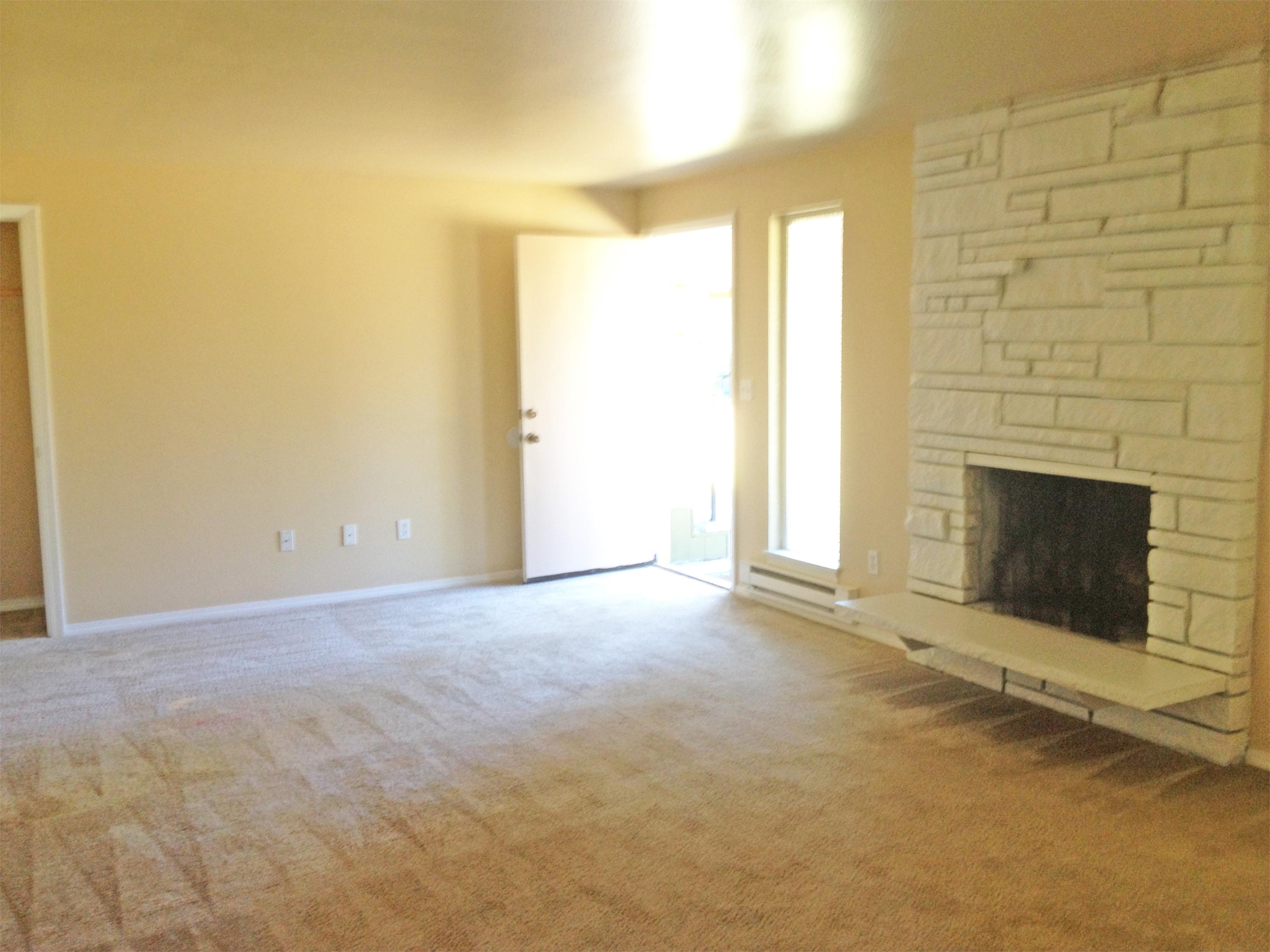 30 Thunderbird Pkwy SW - C-13